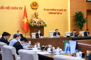 Uỷ ban Thường vụ Quốc hội cho ý kiến về thực hành tiết kiệm, chống lãng phí 