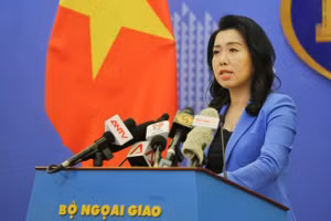 Hỗ trợ hàng trăm công dân Việt Nam ở Ukraine sơ tán ra khỏi vùng chiến sự