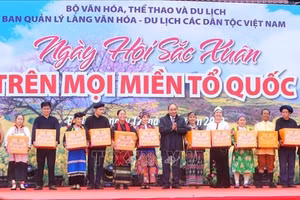 Giữ gìn bằng mọi giá vẻ đẹp văn hóa riêng biệt của các dân tộc