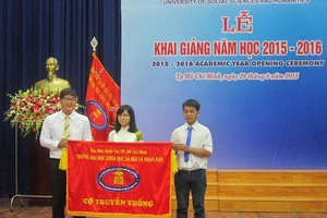 ĐH Quốc gia TP HCM: Trường Đại học Khoa học Xã hội và Nhân văn khai giảng năm học mới 