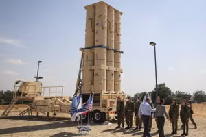 Hệ thống đánh chặn tầm cao Arrow của Israel.