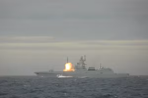 Chiến hạm Đô đốc Gorshkov phóng tên lửa Zircon.