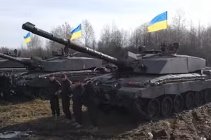 Lữ đoàn 82 được trang bị xe tăng Challenger 2.