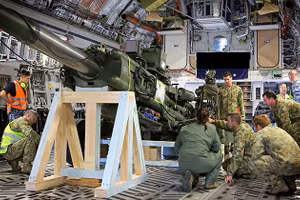 Lựu pháo M777 được chuyển cho Ukraine.