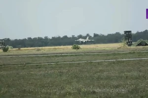 Hệ thống S-350 xuất hiện gần biên giới Ukraine.