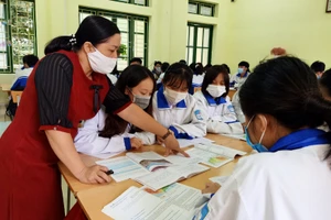 Phong trào thi đua “Đổi mới, sáng tạo trong quản lý, giảng dạy và học tập” tại Điện Biên được gắn liền với chất lượng giáo dục của mỗi đơn vị. 