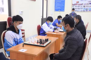 Điện Biên dừng tổ chức Đại hội TDTT ngành GD&ĐT để ứng phó dịch.