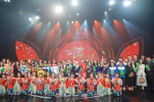 ‘Cặp lá yêu thương’: Vui như Tết