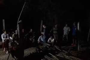 Người dân xã Phú Sơn, huyện Tân Kỳ (Nghệ An) bàng hoàng phát hiện sự việc