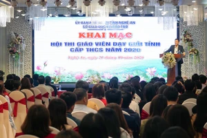 Nghệ An Khai mạc Hội thi giáo viên dạy giỏi tỉnh bậc THCS năm học 2020 - 2021.