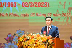 Chủ tịch Quốc hội Vương Đình Huệ phát biểu tại lễ kỷ niệm. (Ảnh Duy Linh)