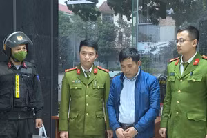Phùng Mạnh Duẩn bị bắt về hành vi "Nhận hối lộ". Ảnh: Công an tỉnh Phú Thọ.