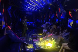 Công an tỉnh Vĩnh Phúc kiểm tra cơ sở kinh doanh Karaoke Thiên Hà (Vĩnh Tường) phát hiện nhóm đối tượng sử dụng chất ma túy vào ngày 5/6/2022.