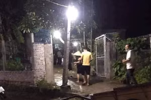 Ngôi nhà của cháu bé bị điện giật tử vong. Ảnh: Thế Mạnh