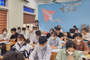 Giờ ôn tập môn Địa lý tại Trung tâm GDNN-GDTX huyện Yên Lạc