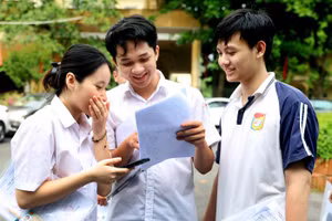 Thí sinh tại Phú Thọ tự tin bước vào môn thi cuối