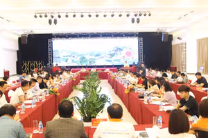 Quang cảnh buổi tọa đàm