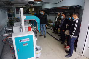 Nghiệm thu Đề án “Hỗ trợ kinh phí đầu tư máy móc thiết bị tiên tiến trong sản xuất cửa nhôm” của Cơ sở sản xuất Nguyễn Hùng Cường.