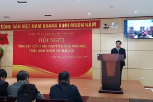 Giám đốc Sở GD&ĐT Vĩnh Phúc Nguyễn Văn Huyến phát biểu tại hội nghị