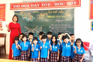 Giờ ngoại khóa của cô và trò Trường TH Supe