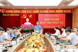 Toàn cảnh hội nghị.