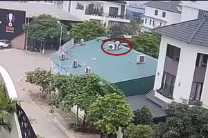 Hình ảnh cắt từ clip vụ tai nạn lao động thương tâm