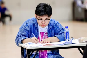 Nam sinh Vĩnh Phúc đoạt Huy chương Bạc kỳ thi Olympiad Hóa học Mendeleev quốc tế.