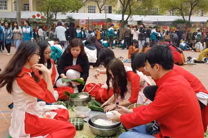 Ngày hội thu hút gần 2.000 học sinh tham gia.