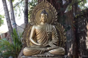 2 đối tượng “nổ” sở hữu tượng phật có tính năng hủy kính để lừa đảo. Ảnh minh họa