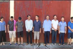 Các đối tượng tham gia đường dây lô đề quy mô lớn, sử dụng công nghệ cao. Ảnh: Thu Hương.