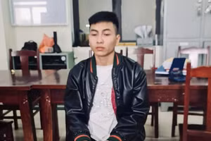 Nguyễn Chí Thức tại Cơ quan Công an.