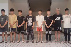 Ngăn chặn nhóm thanh niên mang hung khí đi giải quyết mâu thuẫn
