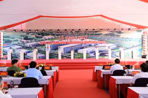 Chủ tịch nước Võ Văn Thưởng cùng các đại biểu bấm nút động thổ Dự án.