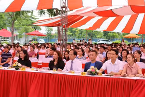 Các đại biểu tham dự hội thảo