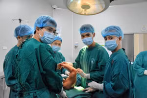 Cánh tay của bệnh nhân đã được nối thành công.