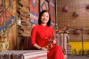 Cô giáo Trần Thị Thanh Huyền là 1 trong số 200 nhà giáo, cán bộ quản lý cơ sở giáo dục tiêu biểu năm học 2022 – 2023 được Bộ GD&ĐT tuyên dương.