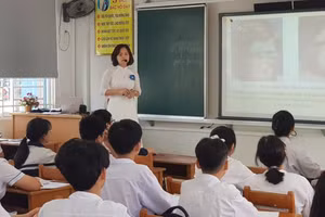 Giờ học của cô và trò Trường THCS Vĩnh Yên (Vĩnh Phúc).