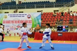 Các Võ sĩ nhí tham gia tranh tài tại Giải Karate Phú Thọ mở rộng năm 2023.