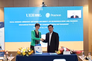 Hai bên vui mừng với hợp tác được ký kết