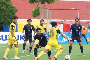 Tuyển Campuchia mang sang AFF Cup đội hình trẻ trung để chuẩn bị cho SEA Games.