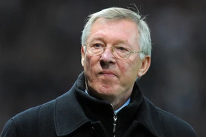 Sir Alex Ferguson thúc giục ban lãnh đạo MU chiêu mộ HLV Mauricio Pochettino.