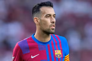 Busquets được đồn đoán sắp rời Barca.