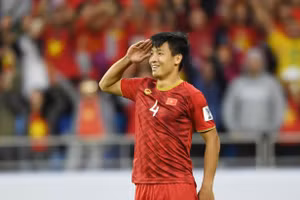 Bùi Tiến Dũng được đội bóng của Hàn Quốc quan tâm muốn chiêu mộ