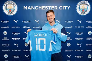 "Bom tấn" Grealish chính thức gia nhập Man City.