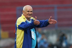 HLV Ljupko Petrovic đã chính thức gia hạn hợp đồng với Thanh Hóa FC.