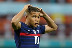 Paris Saint-Germain muốn bán Mbappe với giá 100 triệu bảng.