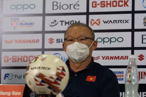 HLV Park Hang Seo hài lòng với chiến thắng của các học trò trước tuyển Lào.