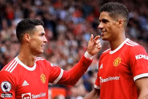 Varane nguy cơ vắng mặt ở MU cuối tuần này vì chấn thương