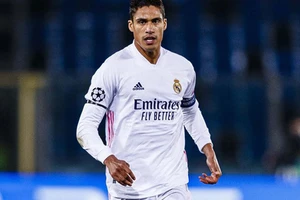 Real Madrid đã đồng ý bán Varane cho Man Utd