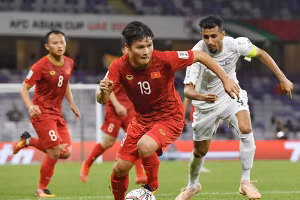 Quang Hải làm khán giả ở trận gặp Malaysia vì thẻ phạt.